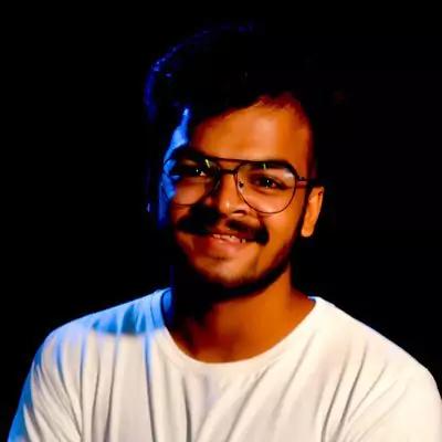 Tanay Karnik's profile picture